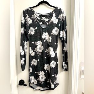 No Boundaries Floral Dress, extremely comfortable